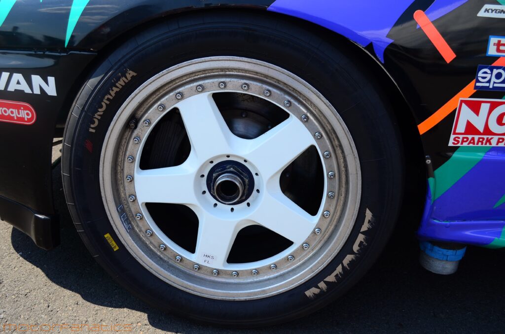 HKS Nissan Skyline R32 GTR Nismo wheels